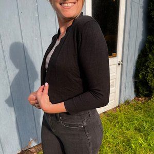 Calvin Klein Shrug in Black